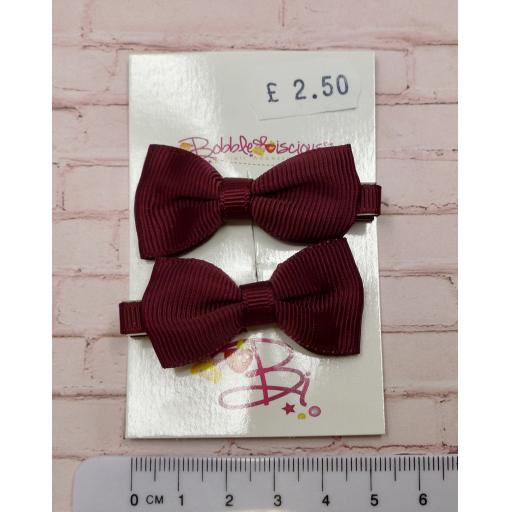 Small Classic Wine Bow on Clips (pair)