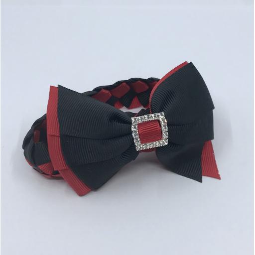 Black and Red Pleated Tail Bunwrap